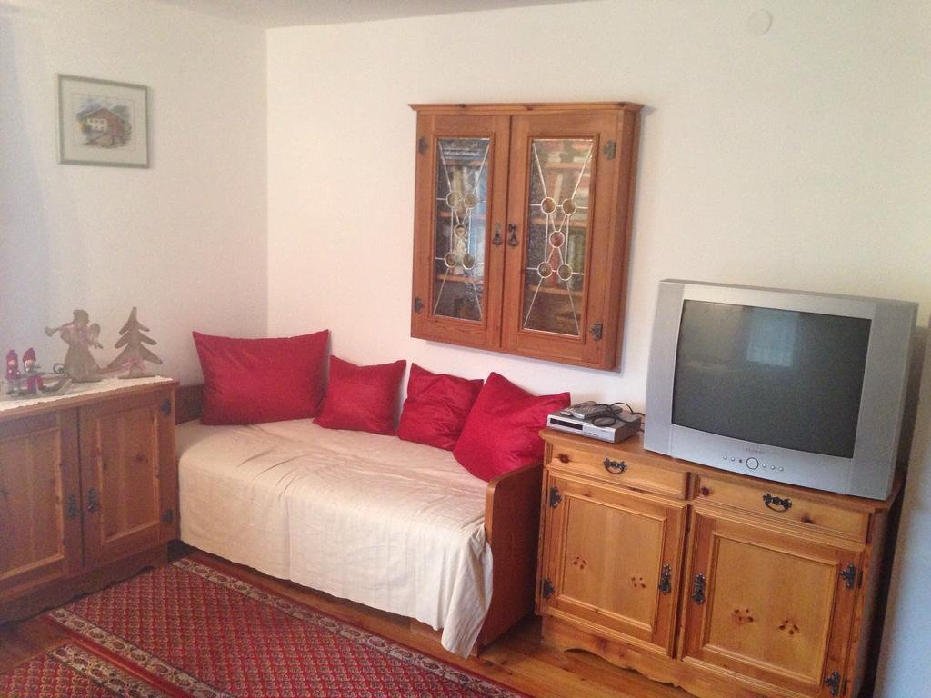 Ferienwohnung Lechner Karres Zimmer foto